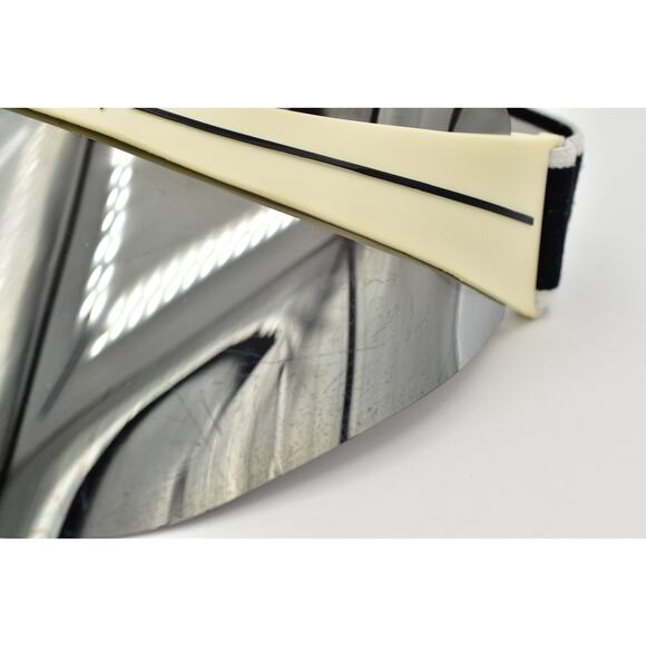 Christian Dior  Mirrored DiorClub1 Sun Visor Silver Pre-Owned As Is - Picture 10 of 12